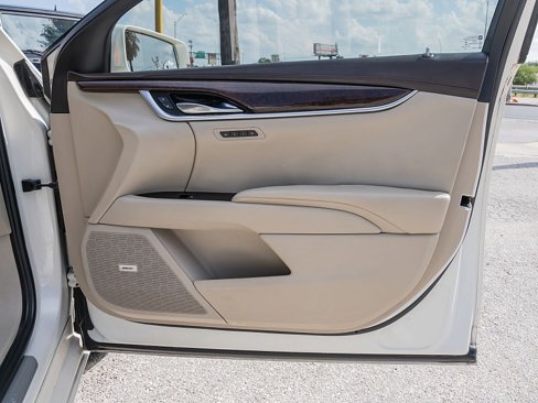 Used 2014 Cadillac XTS Luxury w/ Driver Awareness Package image 12