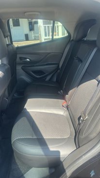 Used 2022 Buick Encore Preferred image 17