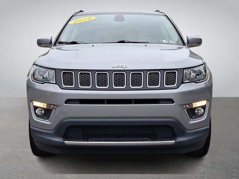 Certified 2019 Jeep Compass Limited image 2