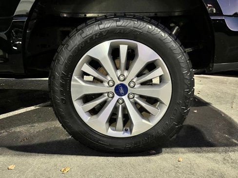 Used 2018 Ford F150 XL w/ Equipment Group 101A Mid image 11