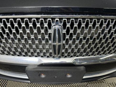 Used 2017 Lincoln MKZ Premiere image 9