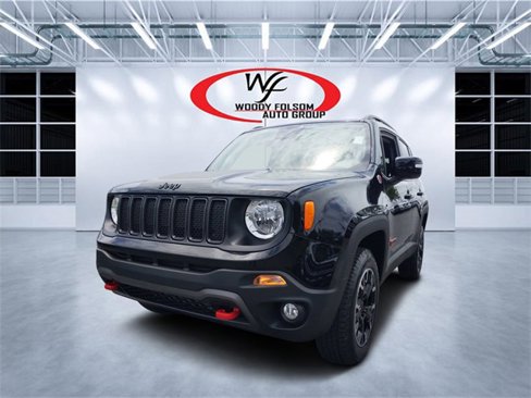 Used 2023 Jeep Renegade Trailhawk w/ Trailer Tow Group image 7