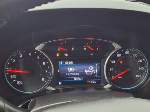 Used 2019 Chevrolet Equinox LT w/ Driver Convenience Package image 23