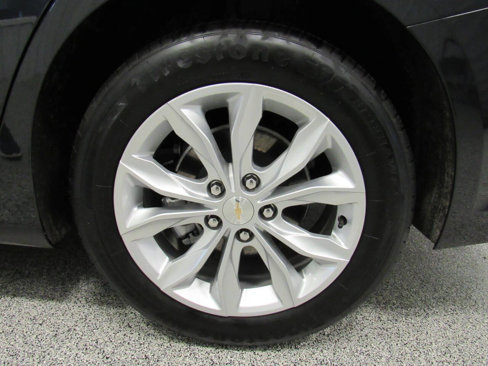 Used 2023 Chevrolet Malibu LT image 5