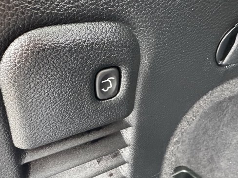 Used 2018 Jeep Grand Cherokee Altitude image 35