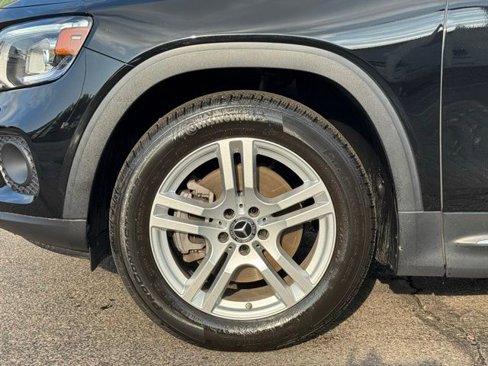 Used 2020 Mercedes-Benz GLB 250 4MATIC image 35
