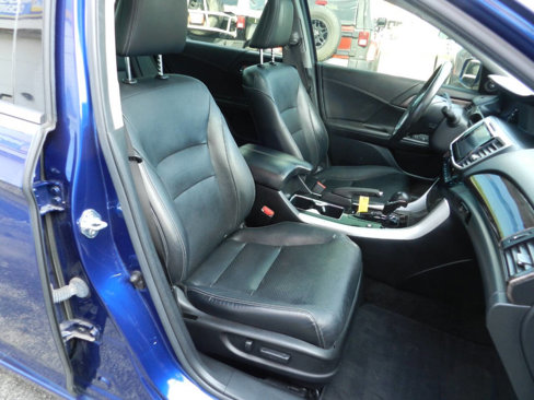 Used 2017 Honda Accord EX-L image 11