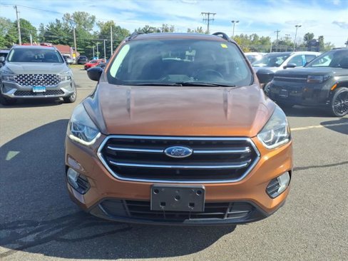 Used 2017 Ford Escape SE w/ Equipment Group 201A image 8