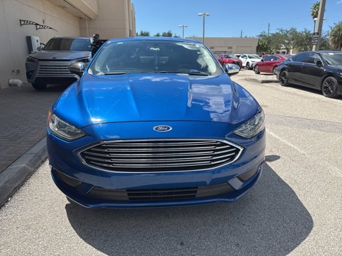 Used 2018 Ford Fusion SE w/ Fusion SE Technology Package image 3