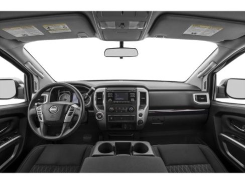 Used 2019 Nissan Titan SV image 11