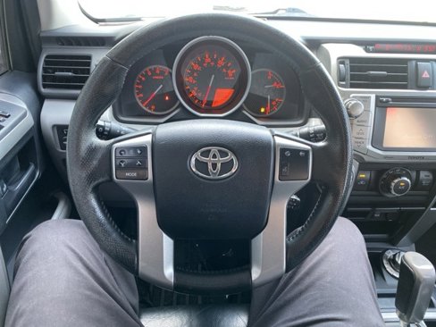 Used 2013 Toyota 4Runner SR5 image 11