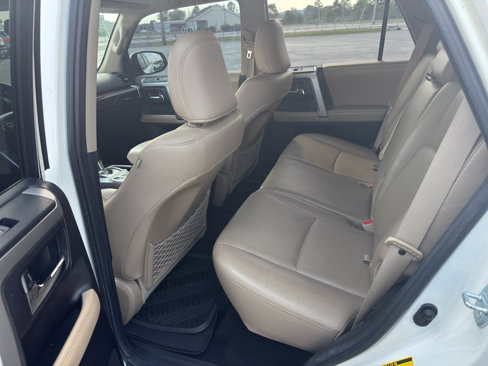 Used 2015 Toyota 4Runner Limited image 10