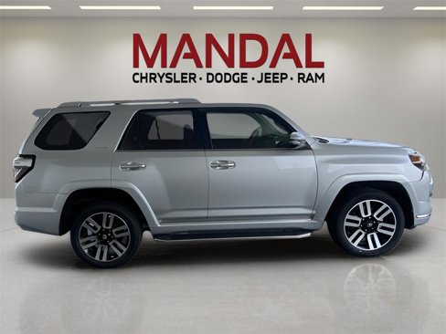 Used 2016 Toyota 4Runner Limited image 5