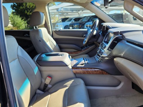 Used 2018 Chevrolet Tahoe Premier image 17