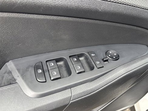 Used 2024 Kia Sportage LX image 15