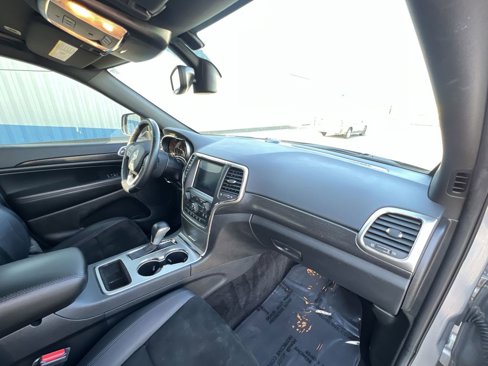 Used 2018 Jeep Grand Cherokee Altitude image 29
