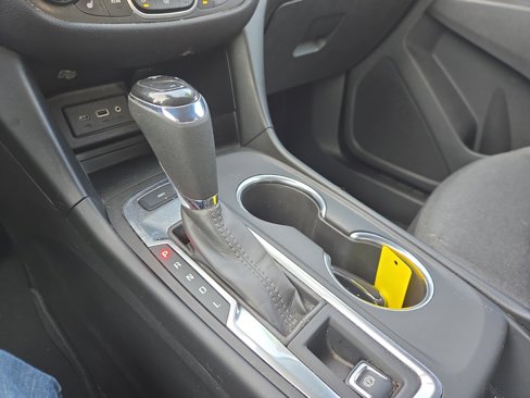 Used 2020 Chevrolet Equinox LT image 23
