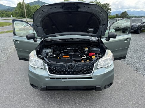 Used 2015 Subaru Forester 2.5i w/ Alloy Wheel Package image 14