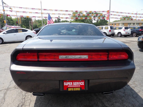 Used 2013 Dodge Challenger SXT image 4