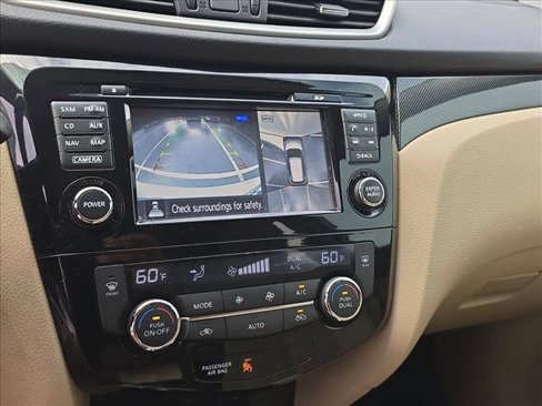 Used 2016 Nissan Rogue SL w/ SL Premium Package image 13