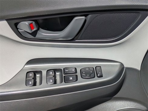 Used 2023 Hyundai Kona SEL image 12