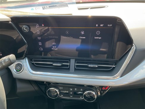 New 2026 Chevrolet Trax LT w/ Driver Confidence Package image 12
