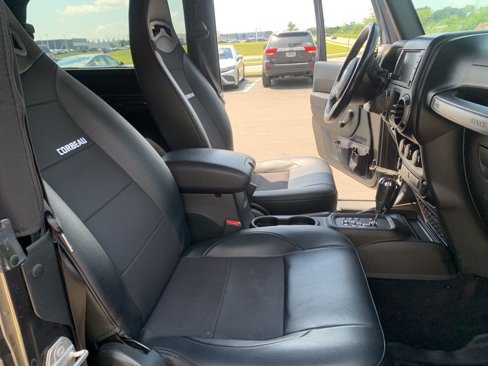 Used 2017 Jeep Wrangler Sport image 13