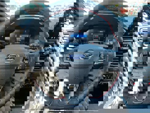 New 2025 Ford Escape ST-Line Select image 15