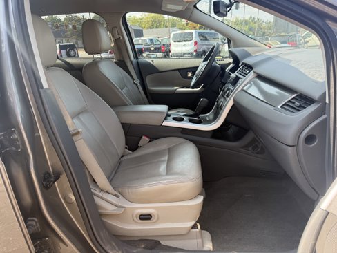 Used 2013 Ford Edge SEL image 12