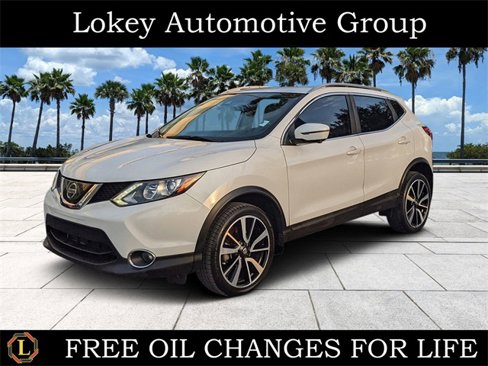 Certified 2019 Nissan Rogue Sport SL image 1