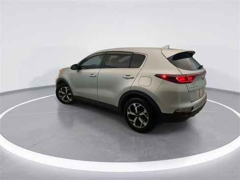 Used 2020 Kia Sportage LX w/ LX Popular Package image 2