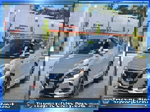 Used 2020 Nissan Sentra SV image 4