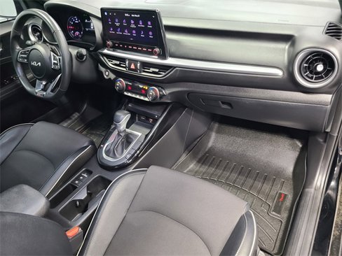 Used 2023 Kia Forte GT-Line w/ GT-Line Premium Package image 18