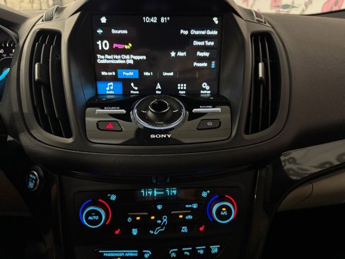 Used 2019 Ford Escape Titanium image 25