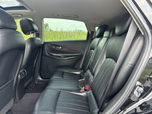 Used 2017 INFINITI QX50 AWD w/ Premium Plus Package image 16