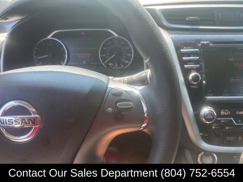 Used 2019 Nissan Murano S image 18