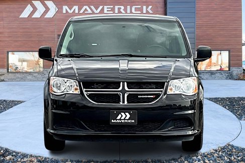 Used 2016 Dodge Grand Caravan American Value Package image 2