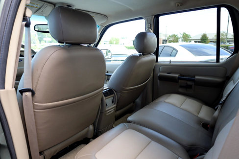 Used 2004 Ford Explorer Sport Trac XLT image 12