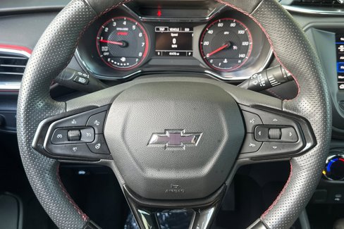 Used 2023 Chevrolet TrailBlazer RS image 23