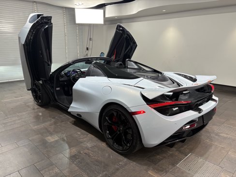 Used 2021 McLaren 720S Performance image 27