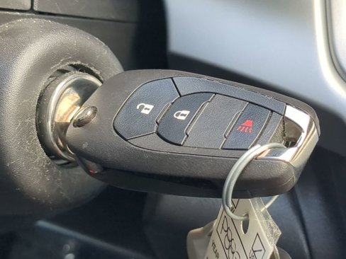 Used 2025 Chevrolet Trax LS image 25