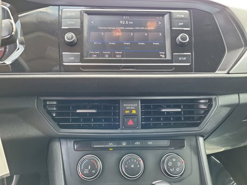 Used 2019 Volkswagen Jetta S w/ Driver Assistance Package image 8