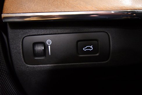 Used 2018 Volvo XC90 T6 Inscription w/ Convenience Package image 20