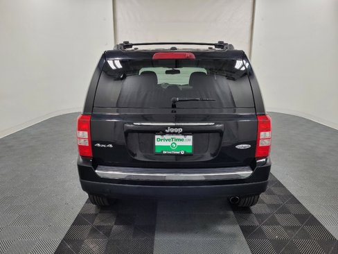 Used 2016 Jeep Patriot High Altitude image 6