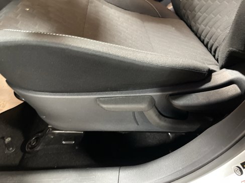 Used 2024 Nissan Kicks SV image 10