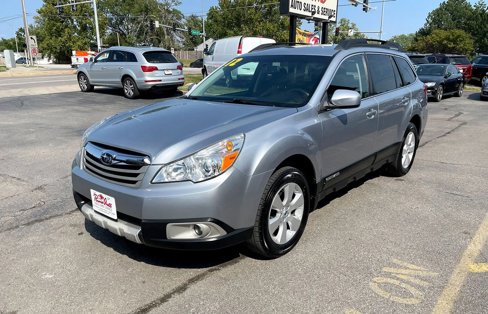 Used 2012 Subaru Outback 2.5i Limited image 2