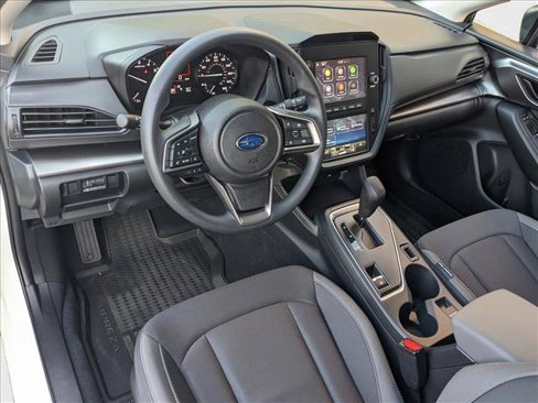 Used 2025 Subaru Impreza 2.0i image 3