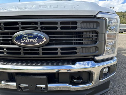 New 2026 Ford F350 XL image 10