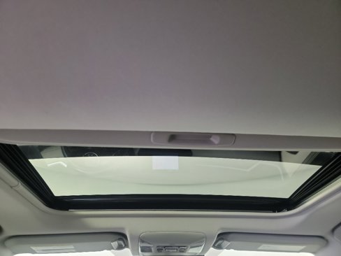 Used 2021 Toyota RAV4 XLE image 23