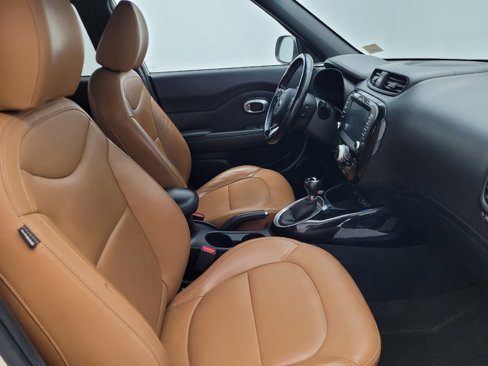 Used 2015 Kia Soul ! w/ Sun & Sound Package image 21